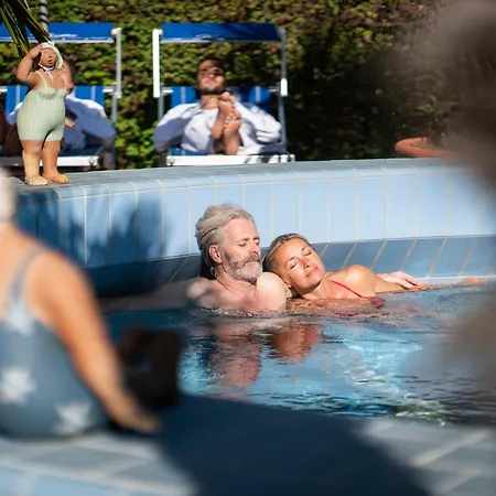 Direkter Thermenzugang & Golfresort